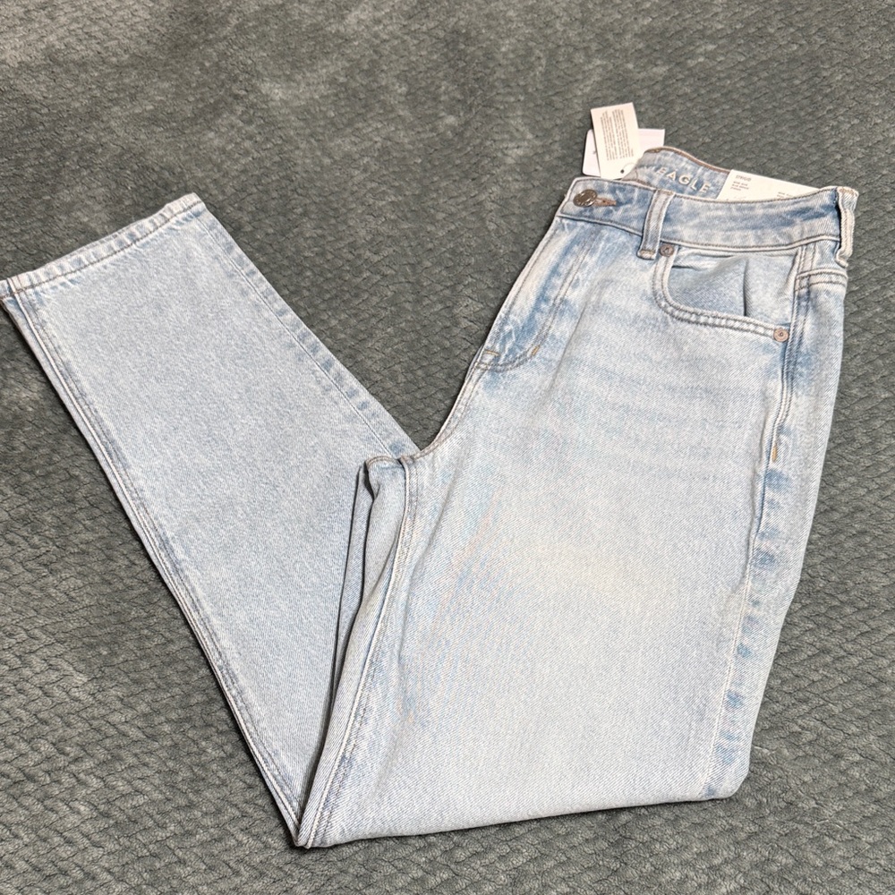 Light Wash Mom Jeans